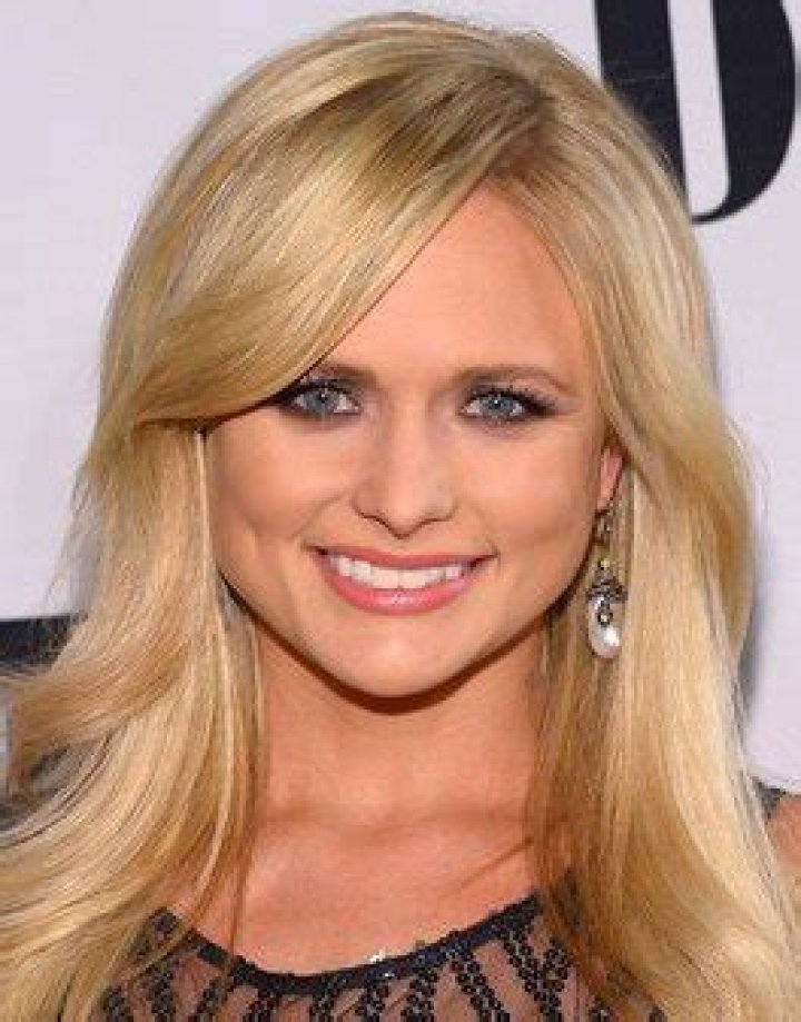 Miranda Lambert Body Measurements Bra Size Height Weight Stats